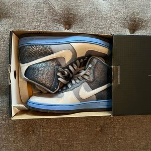 Nike AF1 Downtown High- never worn
